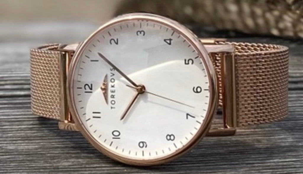 Damklocka analog med mjukaste meshband - Torekovs